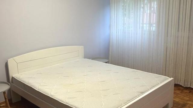 Stan, Dvosoban, Izdavanje, 52m2, Centar, Zemun, Vrtlarska