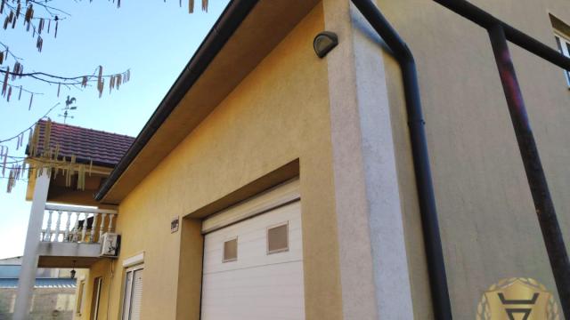 Kuća, četvorosoban, Izdavanje, 162m2, Novi grad, Zemun, Jatačka