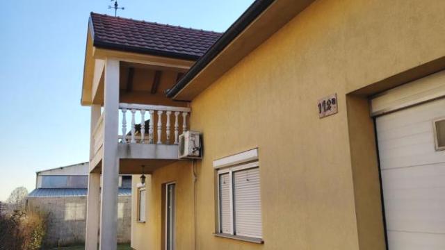Kuća, četvorosoban, Izdavanje, 162m2, Novi grad, Zemun, Jatačka