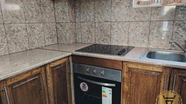 Kuća, četvorosoban, Izdavanje, 162m2, Novi grad, Zemun, Jatačka