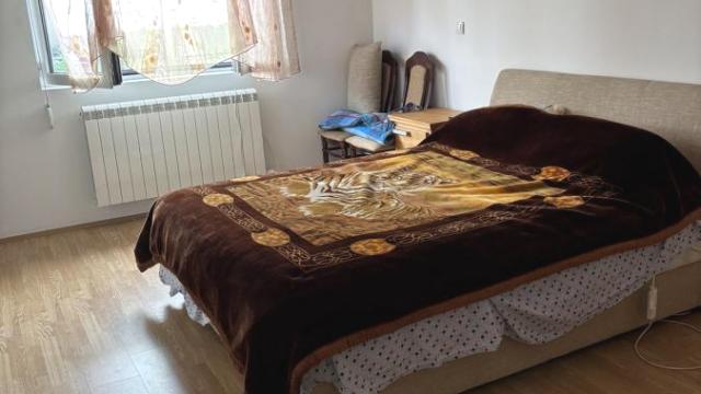 Kuća, četvorosoban, Izdavanje, 162m2, Novi grad, Zemun, Jatačka