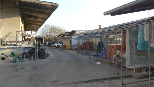 Poslovni prostor, Prodaja, 2300m2, Centar, Gradska lokacija, Jagodina