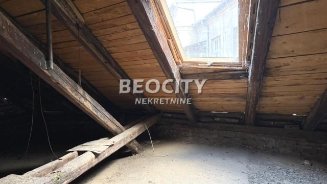 Stan, Petosoban, Prodaja, 116m2, Skadarlija, Stari grad, Strahinjića Bana