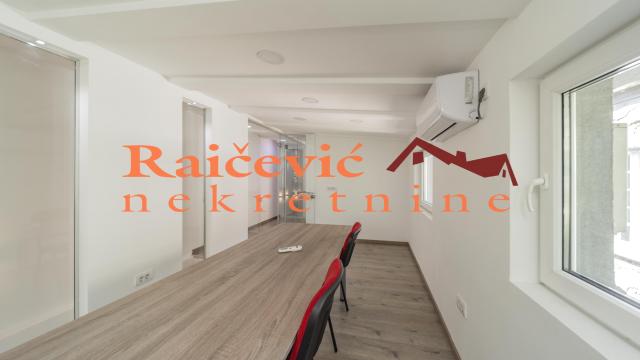 Poslovni prostor, Trosoban, Prodaja, 87m2, Profesorska kolonija, Palilula, Ilirska