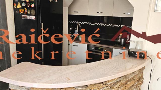 Kuća, Prodaja, 250m2, Kanarevo brdo, Rakovica, Vareska