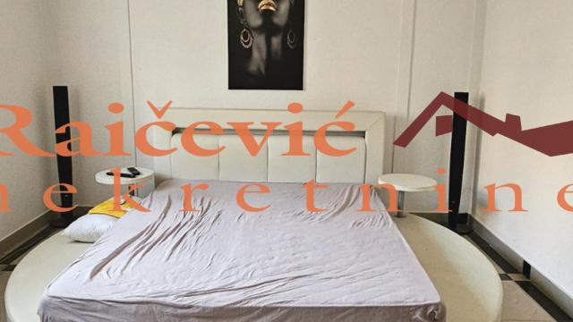 Kuća, Prodaja, 250m2, Kanarevo brdo, Rakovica, Vareska