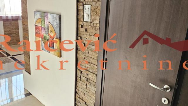 Kuća, Prodaja, 250m2, Kanarevo brdo, Rakovica, Vareska
