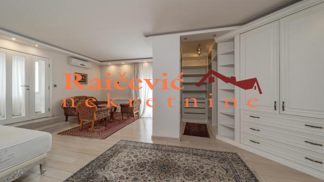 Kuća, Prodaja, 800m2, Dedinje, Savski venac, Mice Orlovica