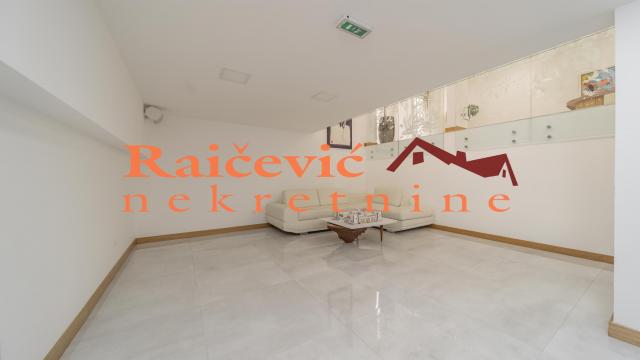 Poslovni prostor, Jednosoban, Prodaja, 187m2, Banjica, Voždovac, Milorada Miskovica