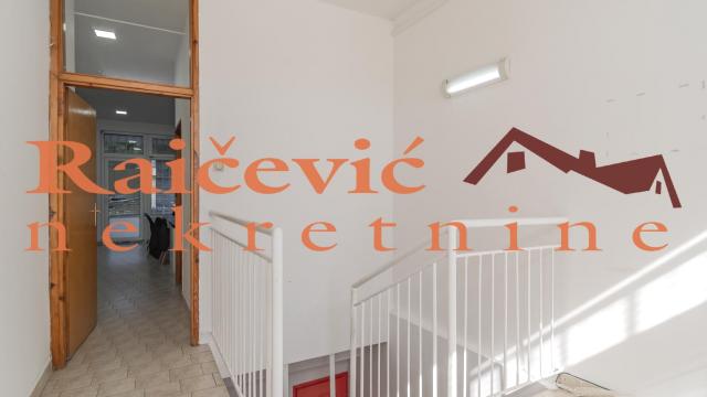 Poslovni prostor, Dvosoban, Izdavanje, 37m2, Braće Jerković, Voždovac, Zaplanjska
