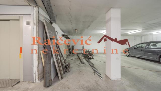 Poslovni prostor, Prodaja, 13m2, Lekino brdo, Voždovac, Krusevacka