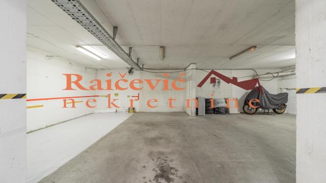 Poslovni prostor, Prodaja, 16m2, Lekino brdo, Voždovac, Krusevacka
