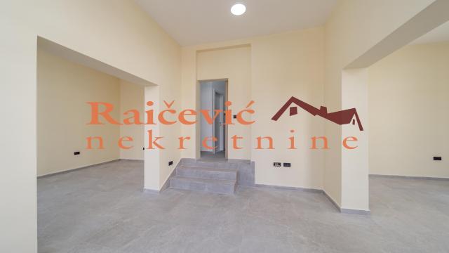 Poslovni prostor, Trosoban, Izdavanje, 60m2, Čubura, Vračar, Cerska