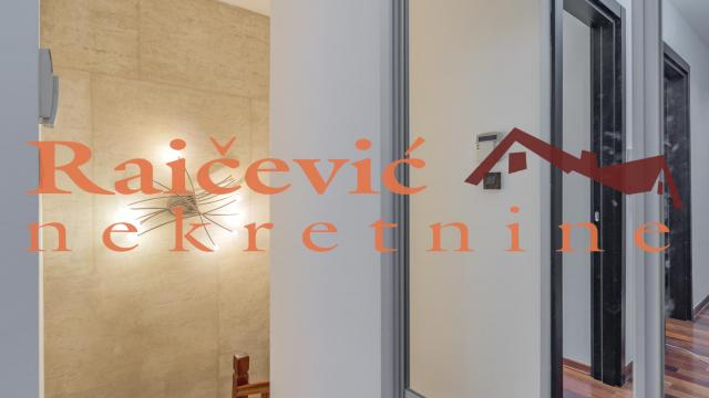Stan, Izdavanje, 174m2, Blok 22, Novi Beograd, Bulevar Arsenija Carnojevica