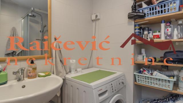 Stan, Dvoiposoban, Prodaja, 96m2, Blok 45 (TC Enjub), Novi Beograd, Jurija Gagarina