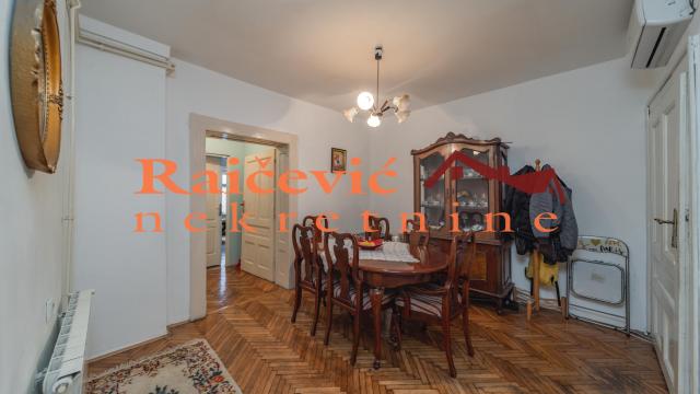 Stan, Trosoban, Prodaja, 95m2, Centar, Savski venac, Karadjordjeva