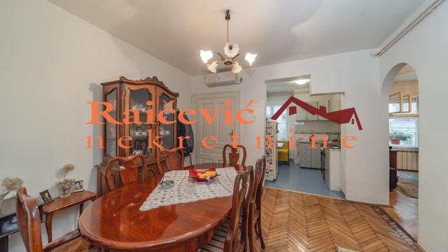 Stan, Trosoban, Prodaja, 95m2, Centar, Savski venac, Karadjordjeva