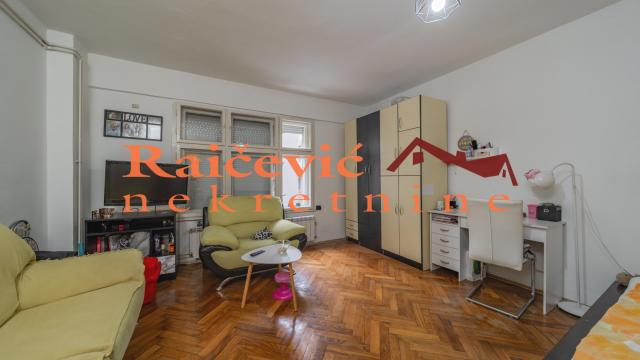 Stan, Trosoban, Prodaja, 95m2, Centar, Savski venac, Karadjordjeva