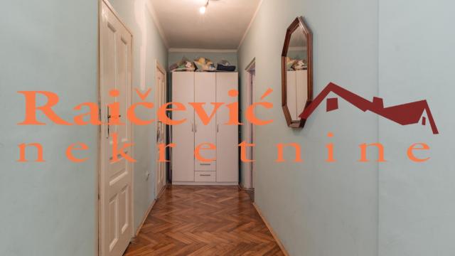 Stan, Trosoban, Prodaja, 95m2, Centar, Savski venac, Karadjordjeva
