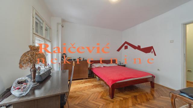 Stan, Trosoban, Prodaja, 95m2, Centar, Savski venac, Karadjordjeva