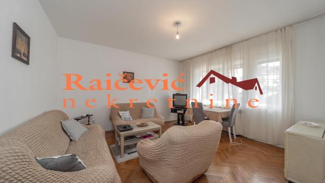 Stan, Troiposoban, Prodaja, 90m2, Voždovac, Sanska