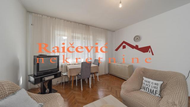Stan, Troiposoban, Prodaja, 90m2, Voždovac, Sanska