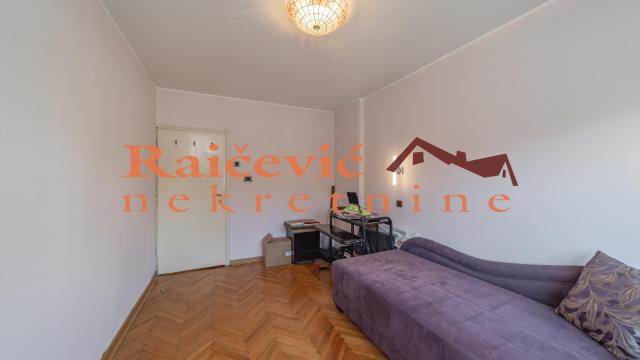 Stan, Dvosoban, Izdavanje, 54m2, Kalenić pijaca, Vračar, Smiljaniceva
