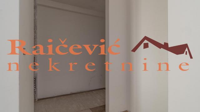 Stan, Trosoban, Prodaja, 99m2, Kalenić pijaca, Vračar, Loznicka