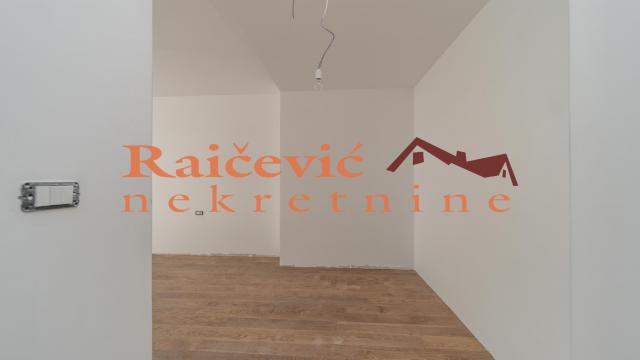 Stan, Trosoban, Prodaja, 99m2, Kalenić pijaca, Vračar, Loznicka