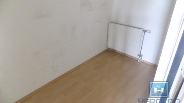 Poslovni prostor, Izdavanje, 213m2, Centar, Gradska lokacija, Paraćin