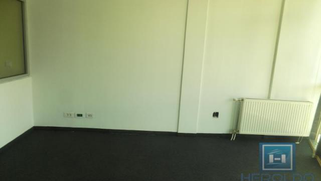 Poslovni prostor, Izdavanje, 213m2, Centar, Gradska lokacija, Paraćin