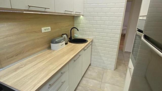 Stan, Trosoban, Izdavanje, 90m2, Braće Jerković, Voždovac, Miloša Svetića