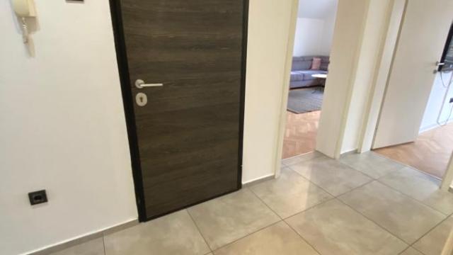 Stan, Trosoban, Izdavanje, 90m2, Braće Jerković, Voždovac, Miloša Svetića