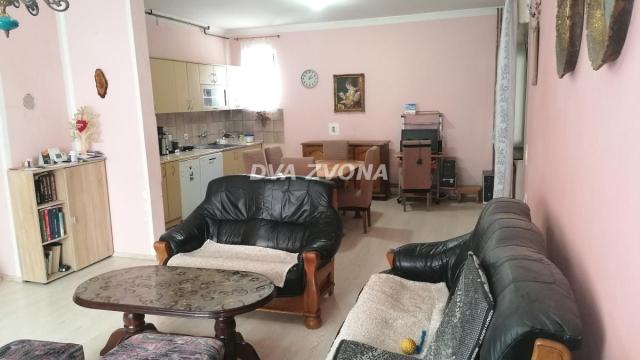 Kuća, Prodaja, 216m2, Novi Slankamen, Okolno mesto, Indjija