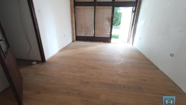 Poslovni prostor, Izdavanje, 42m2, Centar, Gradska lokacija, Jagodina