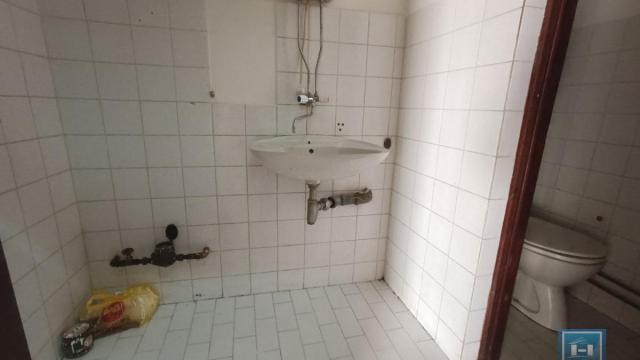 Poslovni prostor, Izdavanje, 42m2, Centar, Gradska lokacija, Jagodina