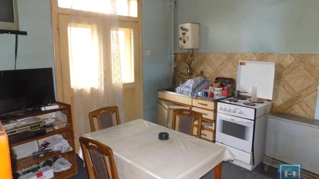 Stan, Trosoban, Prodaja, 80m2, Branko Krsmanović, Gradska lokacija, Paraćin