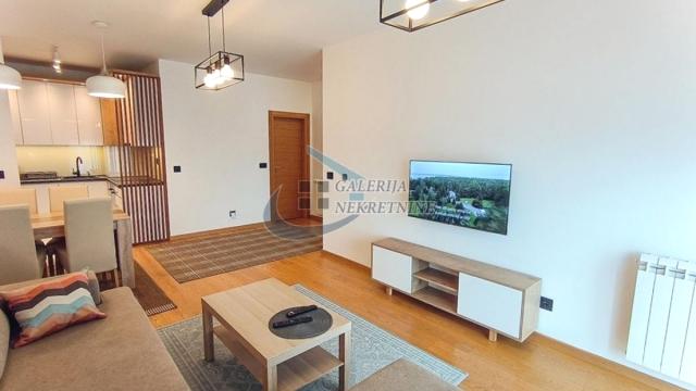 Stan, četvorosoban, Izdavanje, 88m2, Crveni krst, Vračar, Gročanska
