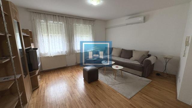 Stan, Jednosoban, Izdavanje, 40m2, Centar, Gradska lokacija, Jagodina