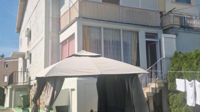 Kuća, Prodaja, 205m2, Petrovaradin, Novi Sad