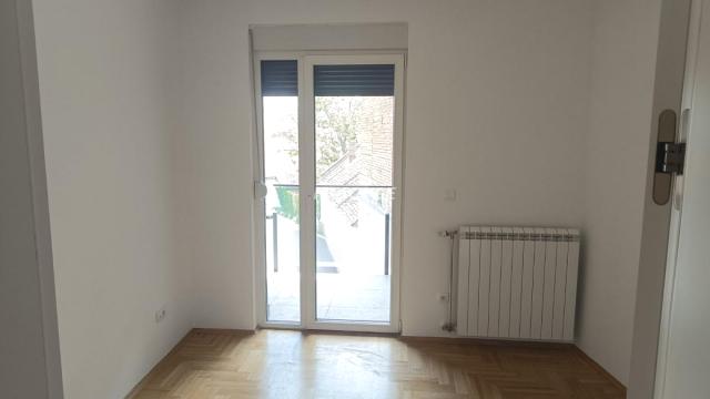 Stan, Trosoban, Prodaja, 89m2, Centar, Gradska lokacija, Sombor