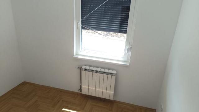 Stan, četvorosoban, Prodaja, 114m2, Centar, Gradska lokacija, Sombor