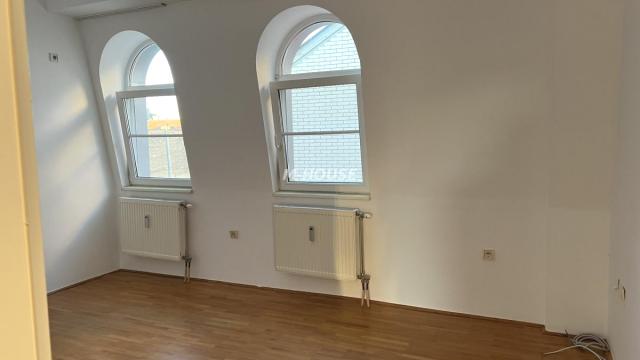 Stan, Trosoban, Prodaja, 95m2, Centar, Gradska lokacija, Sombor