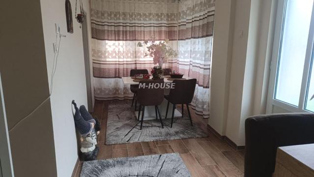 Kuća, Trosoban, Prodaja, 104m2, Selenča, Gradska lokacija, Sombor