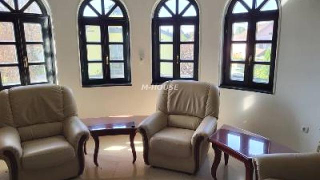 Poslovni prostor, Prodaja, 410m2, Selenča, Gradska lokacija, Sombor