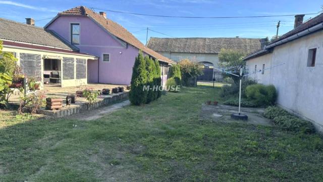 Kuća, četvorosoban, Prodaja, 195m2, Gakovo, Okolno mesto, Sombor