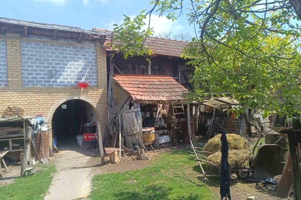 prodaja, kuca,
lugomerci-opstina-sombor, 886236, trosoban