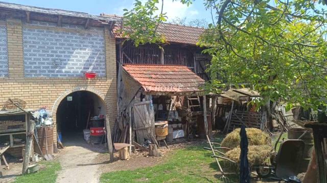 Kuća, Trosoban, Prodaja, 164m2, Lugomerci, Okolno mesto, Sombor