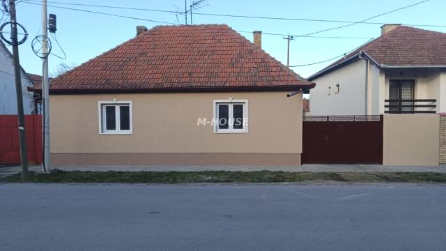 Kuća, Trosoban, Prodaja, 90m2, Gradska lokacija, Partizanska