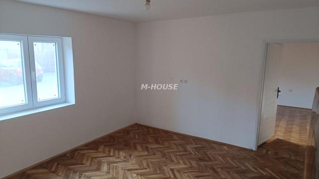 Kuća, Trosoban, Prodaja, 90m2, Gradska lokacija, Partizanska